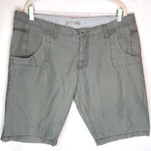 Horney Toad Women's Bermuda Morse Shorts Size 14 Green